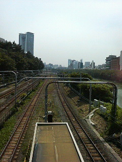 牛込橋から法政大学方面を望む